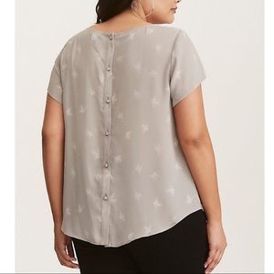 Torrid Grey Abbey Georgette Button-Back Blouse